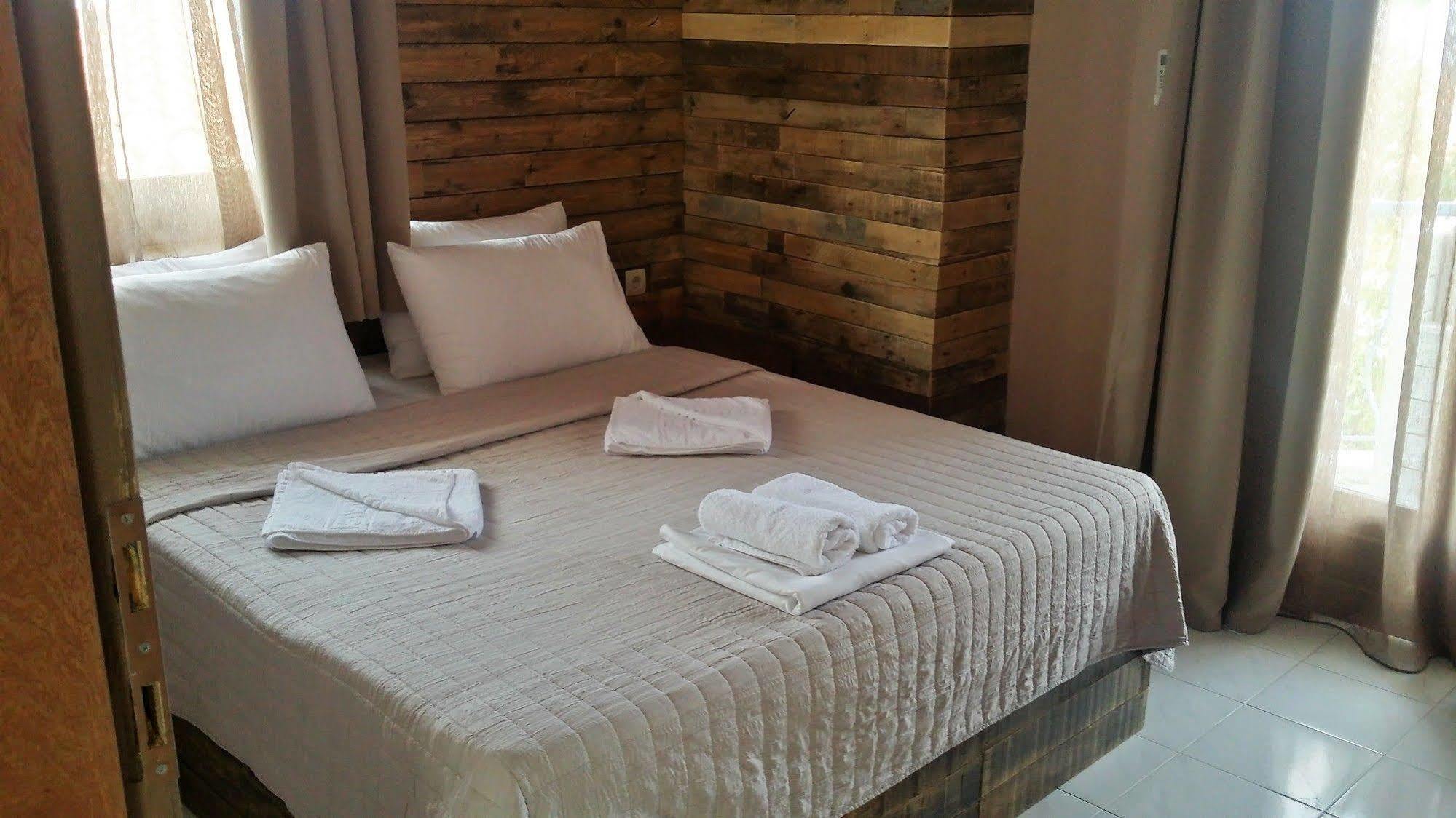 פוליכרונו Anemos Hotel מראה חיצוני תמונה